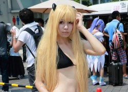 Choáng với những bộ cosplay &#8220;hở trên lộ dưới&#8221;