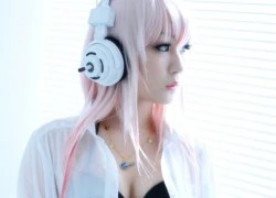 Cosplay cô nàng Super Sonico trong trang phục Bikini gợi cảm