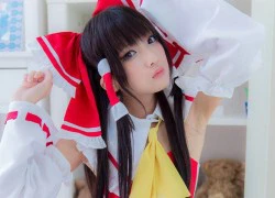 Cosplay xinh như mộng của Hakurei Reimu