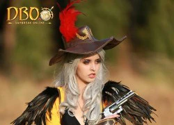 DBO tiếp tục trình làng cosplay Thợ Săn nóng bỏng của Andrea