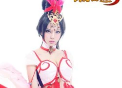 Diệp Tử Huyên nóng bỏng trong cosplay Thiên Long Bát Bộ 3