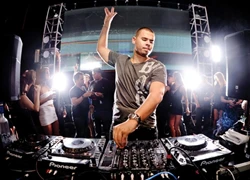 DJ Afrojack sẽ đến Việt Nam tháng 06/2014