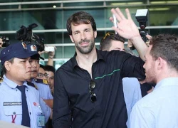 Fan cuồng TP HCM chào đón Van Nistelrooy