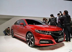 Honda giới thiệu bản concept sedan Spirior