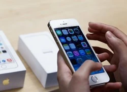 iPhone đã lộ điểm yếu cố hữu: Màn hình nhỏ, giá cao!