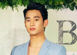 Kim Soo Hyun bị chê "mặt lạnh cứng đờ" không cảm xúc ở Việt Nam