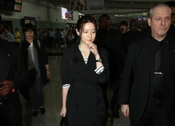 Lee Young Ae kém xinh khi đến Hong Kong