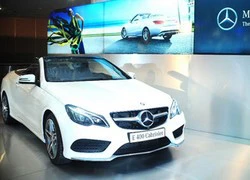 Mercedes-Benz vén màn E 400 Cabriolet thời thượng