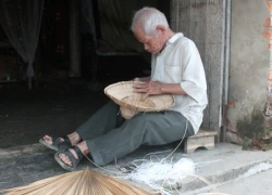 Mũ lá - lắm người mua nhưng không có người làm