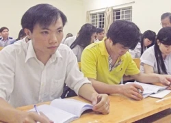 Mùa thi, công nhân cân nhắc chọn trường