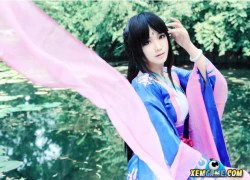 Mỹ nhân tạo dáng xinh xắn trong cosplay Tiên Kiếm 4