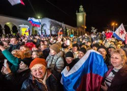 Người Crimea vui mừng chuyển sang múi giờ Nga