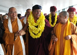 Pháp Vương Gyalwang Drukpa rạng rỡ tới Việt Nam