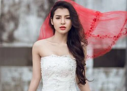 Phương Trinh Jolie làm cô dâu quyến rũ