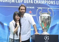 Robert Pires thu hút các fan nữ