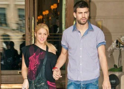 Shakira tặng Gerard Pique cả &#8216;triệu tình khúc&#8217;