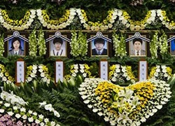 "Sốc": Phà Sewol bị chìm đã được "cơi nới" thêm 1 tầng