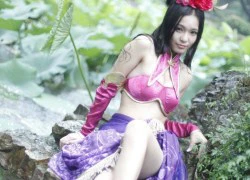 Thiếu nữ lả lơi bên đầm sen trong cosplay Tam Quốc Vô Song