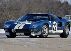 Xe cổ Ford GT40 được bán giá kỉ lục 7 triệu USD