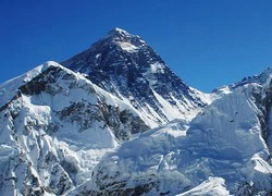 10 sự thật có thể bạn chưa biết về đỉnh Everest