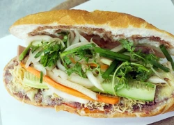 Bánh mì ngon và đông nhất Sài Gòn