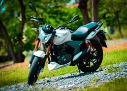 Benelli ra xe côn tay giá mềm tại Việt Nam