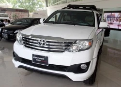 Chi tiết Toyota Fortuner 2014 màu trắng tuyết giá hơn 1 tỷ