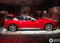 Chiêm ngưỡng dung nhan của "ngựa độc" Ferrari SP FFX