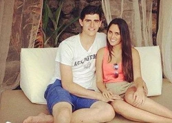 Courtois khoe bạn gái mới trước chung kết Champions League