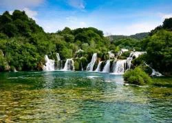 Đến Croatia đắm mình giữa dòng thác mát lạnh