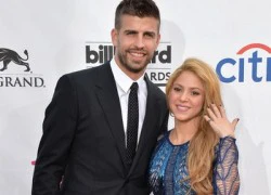 Gerard Pique bị Shakira khóa môi