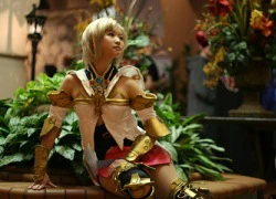 Hoài cổ với cosplay Ashe trong Final Fantasy XII