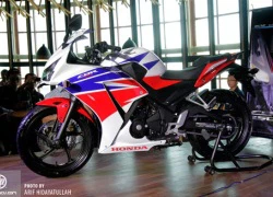 Honda CBR250R hạ giá sau khi Yamaha R25 ra mắt