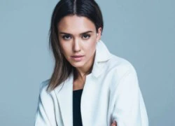 Jessica Alba nói không với cảnh nóng vì ái ngại ông bà