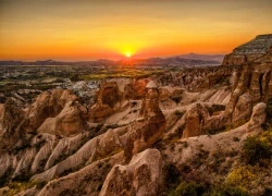 Khám phá thành phố trong hang Cappadocia