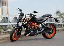 KTM Duke 390 linh hoạt trên phố