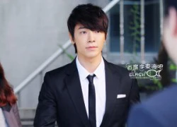 Lee Donghae (SuJu) dẫn đầu top mỹ nam giống... "khủng long" nhất