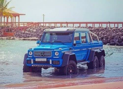 Mercedes-Benz G63 AMG 6x6 tắm ở Biển Đỏ