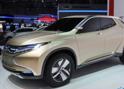 Mitsubishi Triton hoàn toàn mới sắp ra mắt