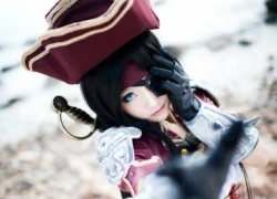 Miyuko đẹp lộng lẫy trong cosplay Katarina Cướp Biển