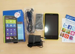 Mở hộp Nokia X+ giá 2,7 triệu đồng vừa bán ở VN