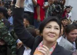 Nhà thẩm phán xử Thủ tướng Yingluck trúng lựu đạn