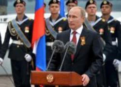 Putin bất ngờ tới Crimea, Mỹ phản ứng quyết liệt