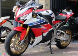 Siêu mô tô Honda CBR1000RR SP đầu tiên tại Việt Nam