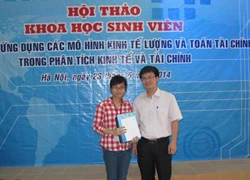 Sinh viên Ngoại thương giành giải Nhất hội thảo nghiên cứu khoa học