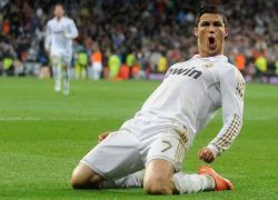 Tiết lộ: Ronaldo gặp dị tật khác thường ở gót chân