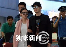 Angelababy để mặt mộc, nắm chặt tay Huỳnh Hiểu Minh