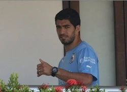 Ảnh "đắng lòng" về Luis Suarez khi bị treo giò 9 trận