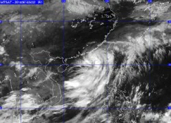 Áp thấp nhiệt đới mạnh thành bão hướng vào Trung Quốc