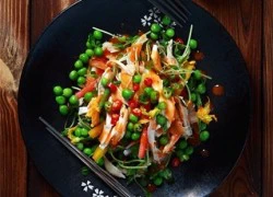 [Chế biến] - Salad gà trộn rau mầm